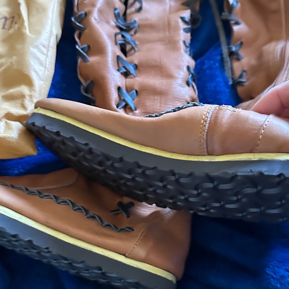 Tan Lace-Up Over the knee  Women's leather boots - Picture 7 of 9